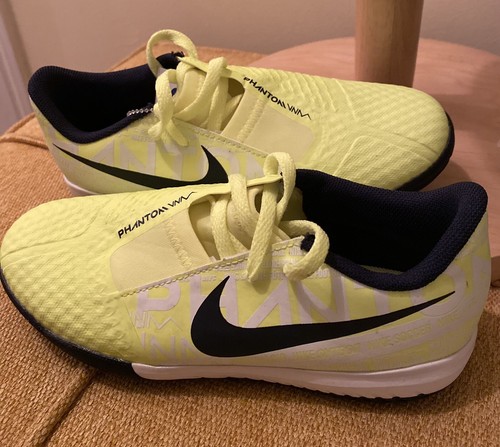 New Nike Phantom Venom Academy TF Turf 