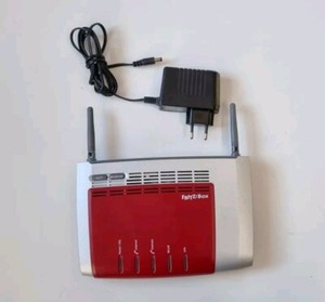 AVM FRITZ!Box 7272 Mit Netzteil SerienNr. F222.481.30.098.830
