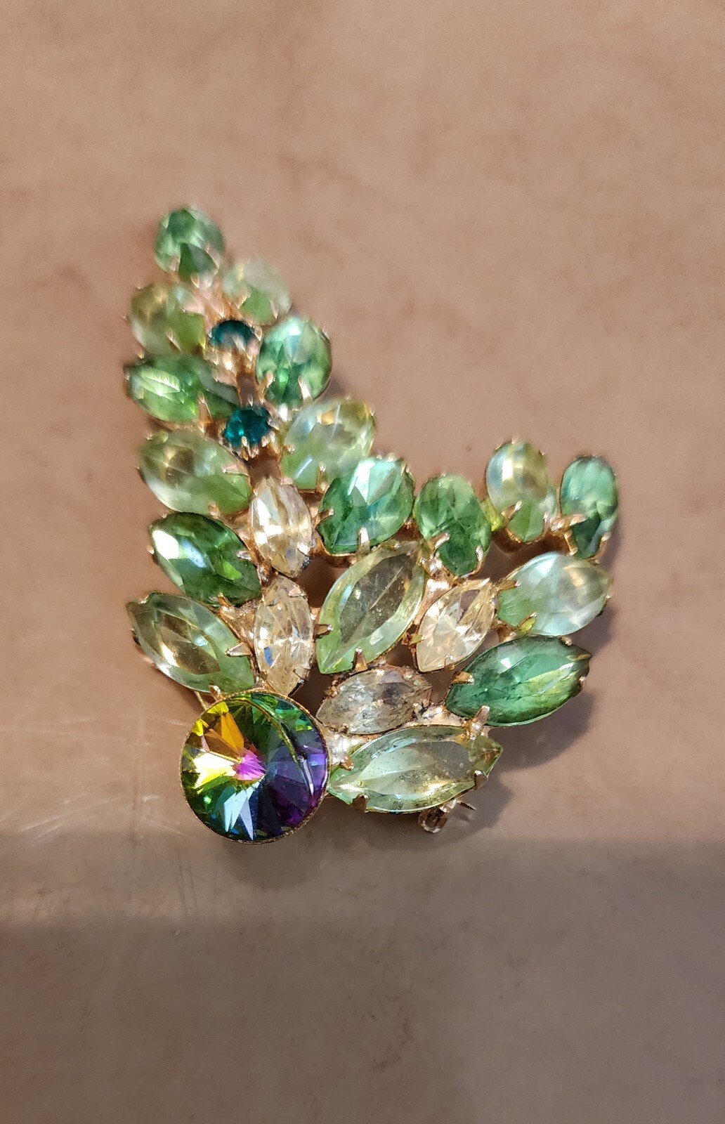 VINTAGE RHINESTONE SHADES OF GREEN BEAUTIFUL LARGE BROOCH PIN eBay