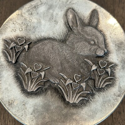 Pewter Easter Bunny Rabbit Round Cookie Candy Gift Tin 6  Decor Spring