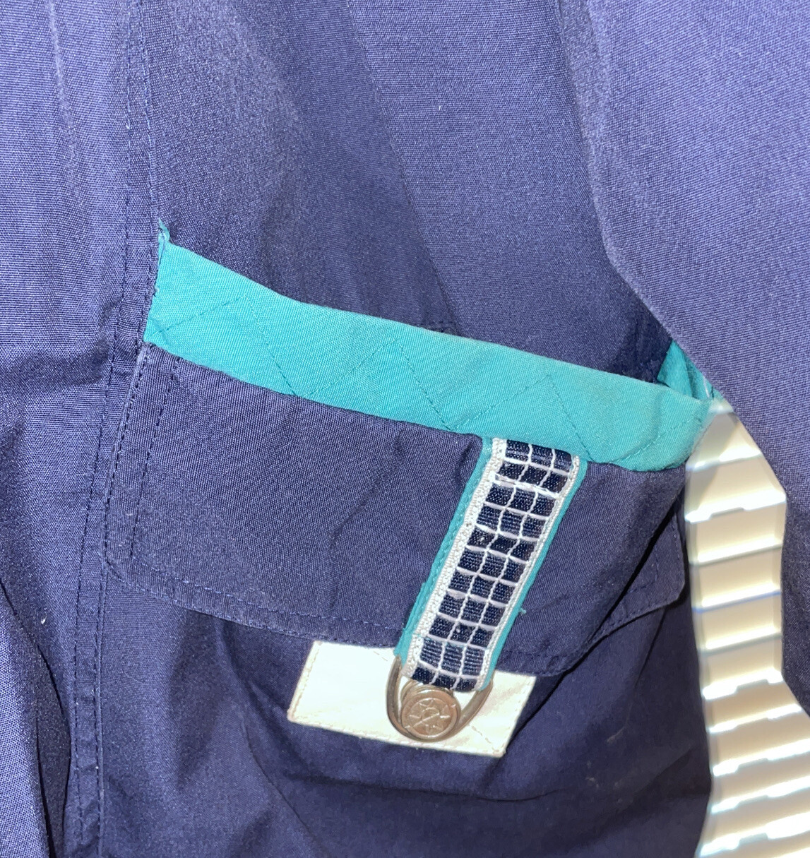 CS Essentials Current Seen Women’s Large Hood Nau… - image 4