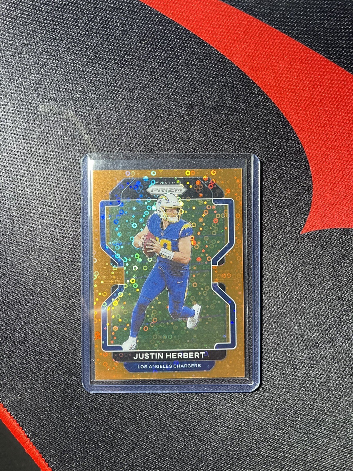 2021 Panini Prizm Prizms Orange Disco #169 Justin Herbert