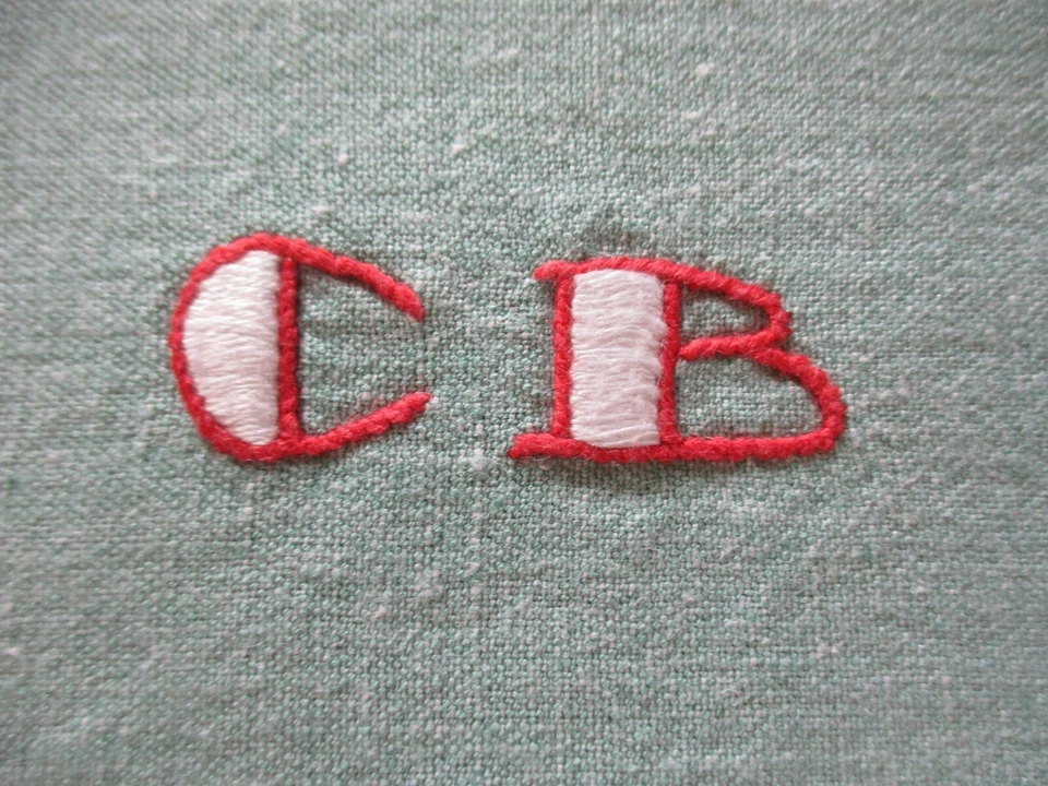 Service de table N°83 nappe coton vert monogramme CB 134 x 192 cm + 8 serviettes - Photo 3/4