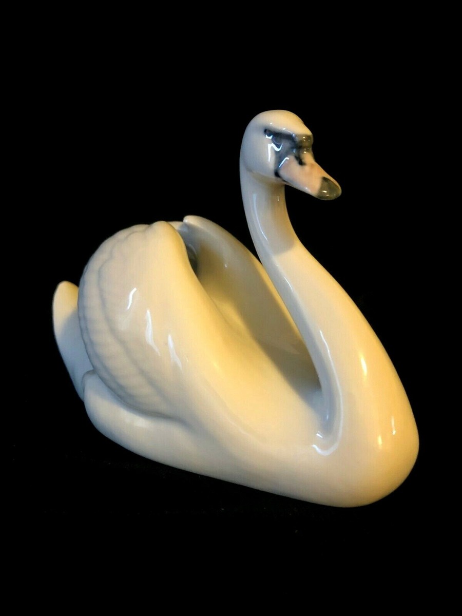 Royal Copenhagen Denmark #755 Swan figurine | eBay