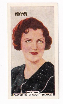 Vintage 1935 Trade Card of GRACIE FIELDS