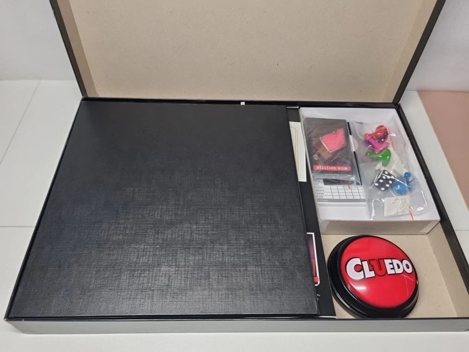 Cluedo Liars Edition Board Game by Hasbro Gaming (2020) – Complete – Box Wear - Image 3 of 4