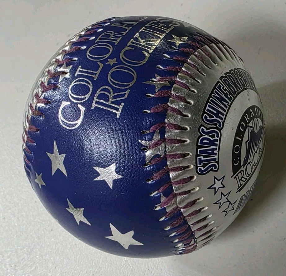 Bola de beisebol de colecionador Colorado Rockies edição limitada 2001 roxa e prata - Imagem 4 de 4