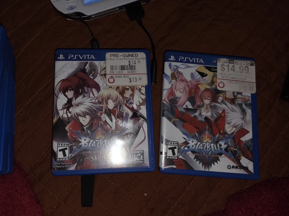 PS Vita 1000 Blanco Con JUEGOS Foto 3 de 4