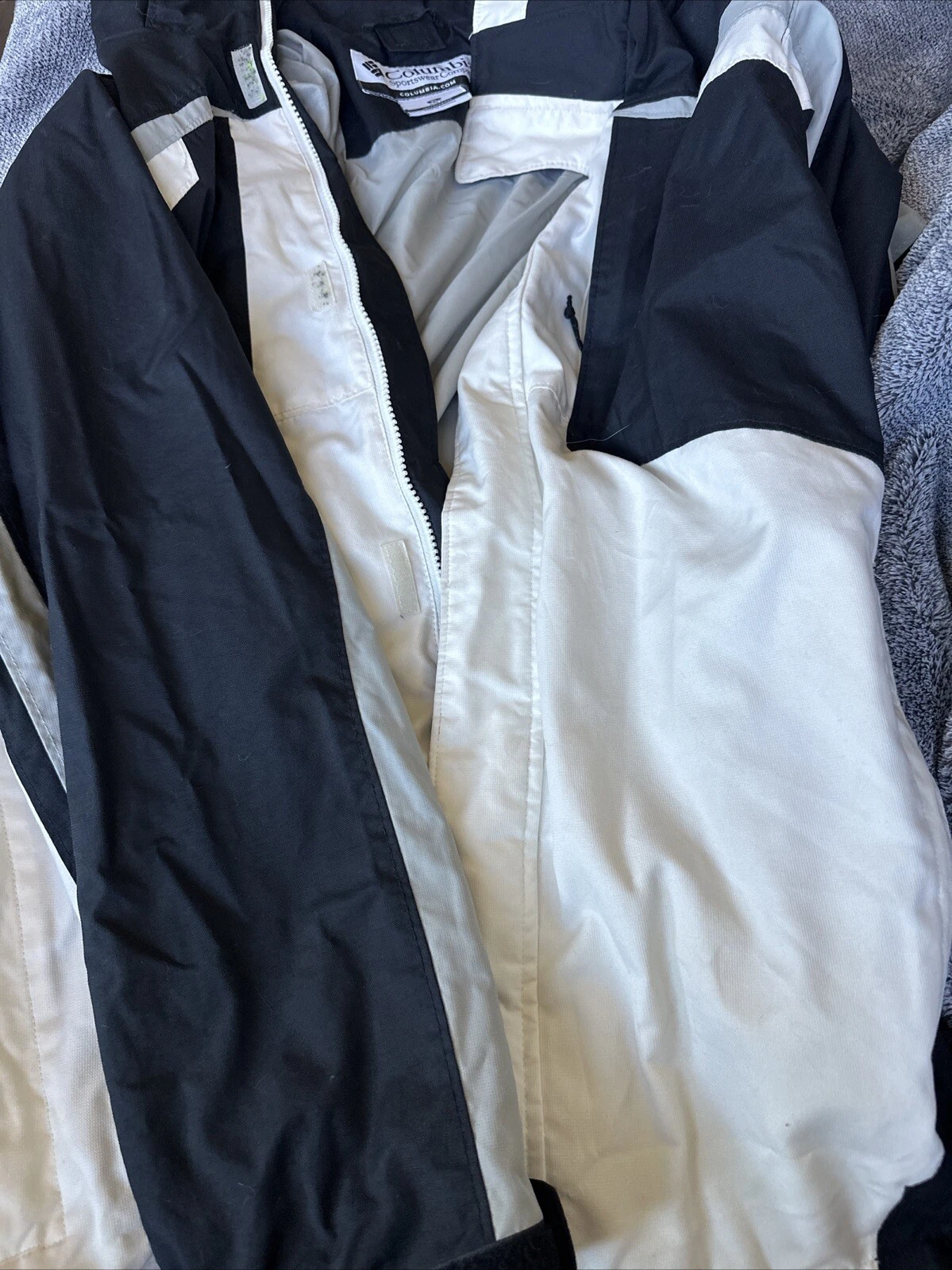 Columbia Mens Waterproof Jacket Xl
Opens in a new window or tab