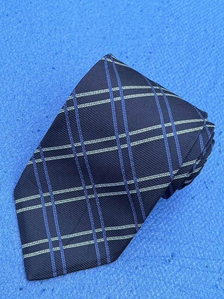 Gravata autêntica ROSA LONDRES design xadrez clássico azul marinho 100% seda - Imagem 2 de 4