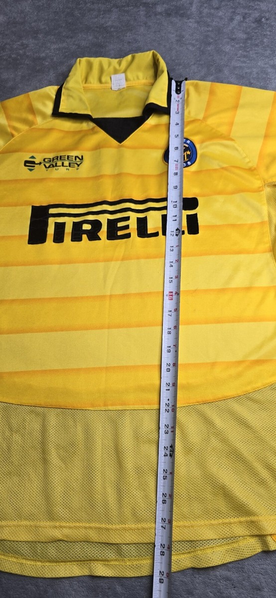Inter Milan Soccer Jersey #18 FC Football Club Italy Pirelli SS