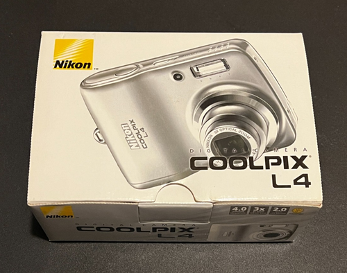 Digital Camera Nikon COOLPIX L4 4.0MP Silver Tested W/ Box, Case & Accessories