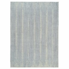12' x 17'10" Gray Wool And Plant Based Silk Hand Loomed Oversized Rug R63806