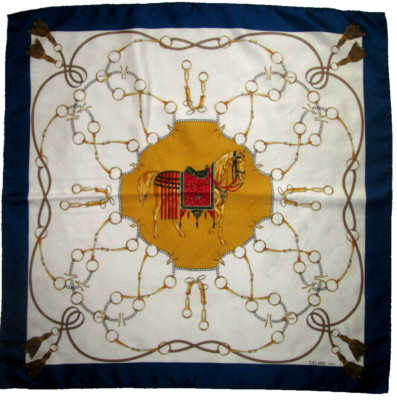 - CELINE Foulard   en soie  TBEG  vintage Scarf 87x87 cm