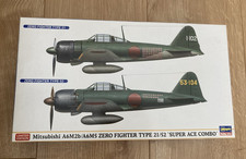 Hasegawa Model Kit Mitsubishi A6M2b/A6M5 Zero Fighter Type 21/52 Super Ace Combo