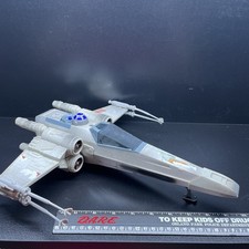 1995 Kenner Star Wars "The Power of the Force Electronic X-Wing Fighter