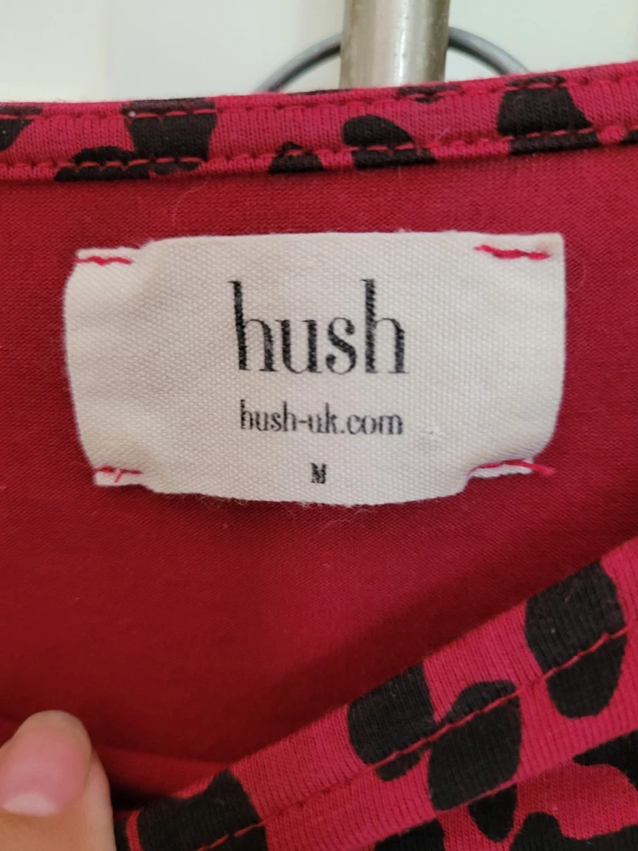 (M) HUSH Oversized Jersey DRESS. Dark Pink with Black Leopard Print. 3/4 Sleeve - Image 3 of 4