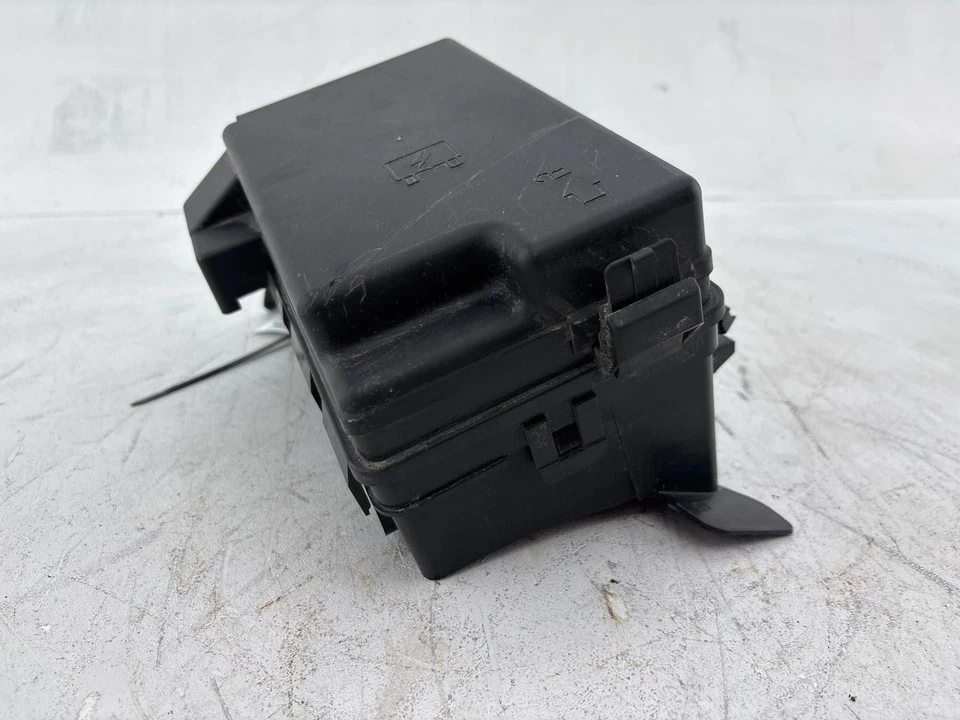 Caixa de fusíveis de motor Buick Lacrosse 2005 3,8 L - Imagem 4 de 4