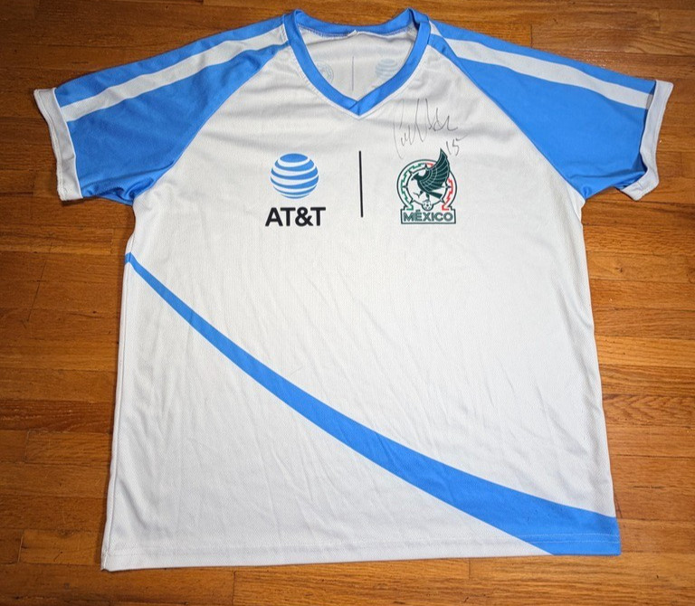 Mexico National Team AT&T Soccer Jersey Autographed #15 Men’s 2XL