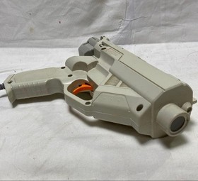 SEGA Dreamcast Guncon HKT-7800 and Vibration Expansion Pack Set