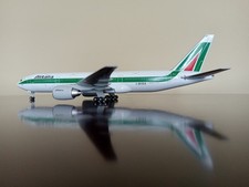 SKYMARKS 1/200 B777-200 Alitaliaアリタリア航空 Alitalia Boeing 777-200 1 200 SkyMarks B777 MODELL SKR718 Fahrwerk