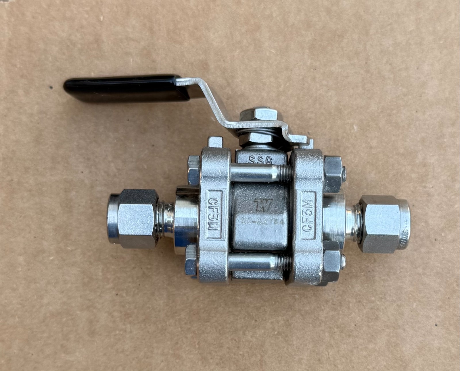 Whitey Swagelok 1/4" Stainless Steel Ball Valve SS-62TS4 New Old Stock