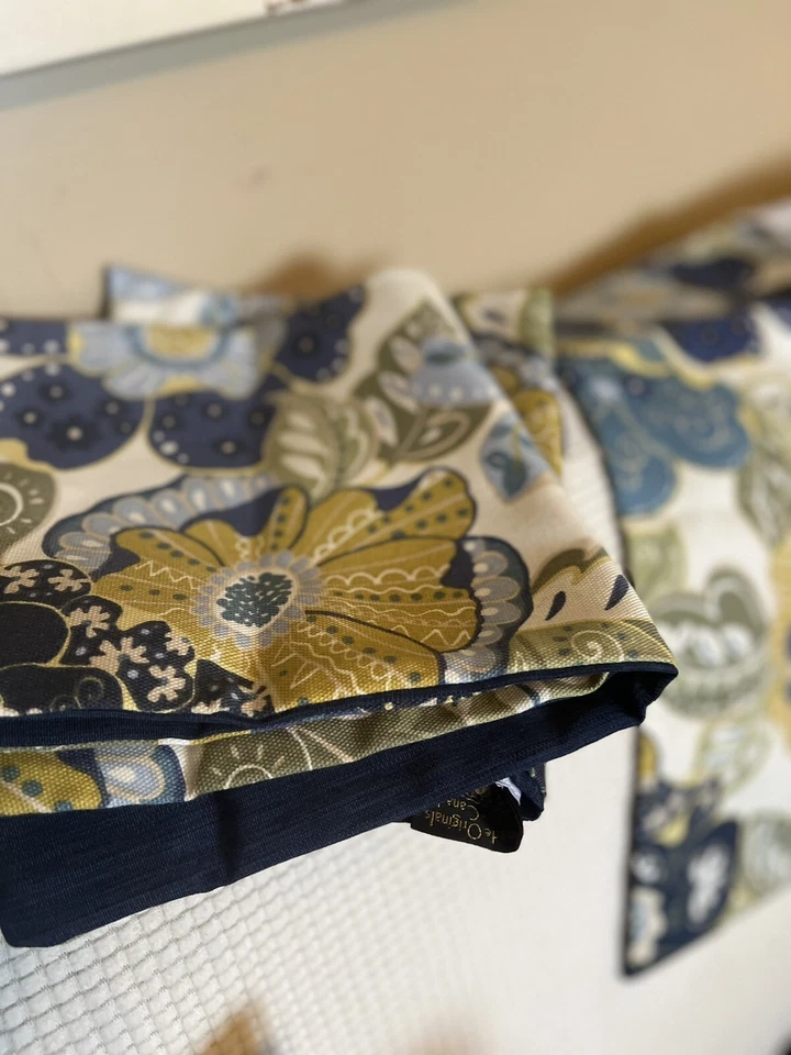 Juego de 4 fundas de almohada personalizadas florales azules doradas 18 X 18 OFERTAS Foto 3 de 4