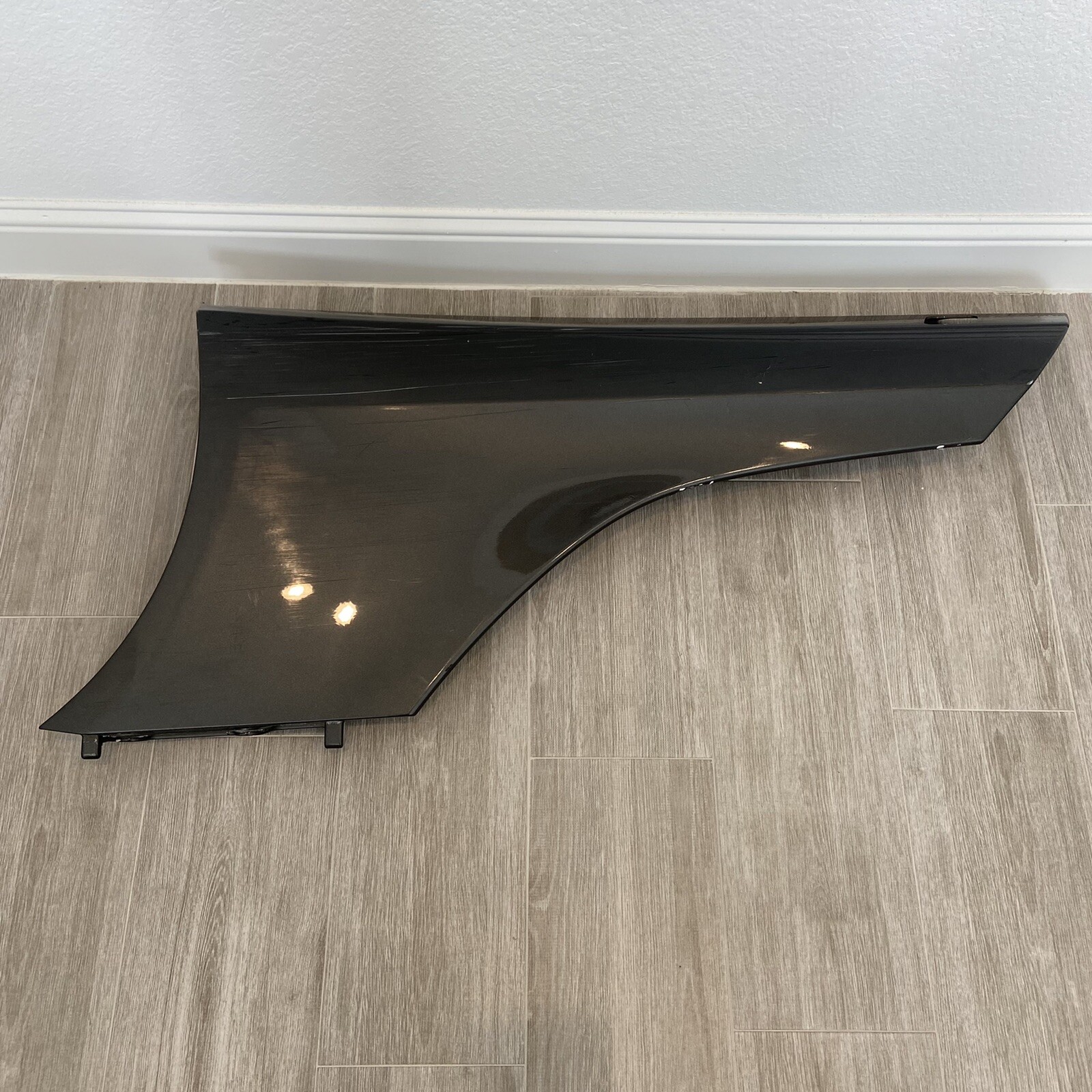 2012 - 2014 McLaren MP4-12C Left LH Quarter Rocker Panel Molding Oem 11A0497CP