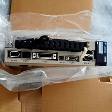 Yaskawa SGDV-2R8A15A Servo Driver 1PC New Exp...