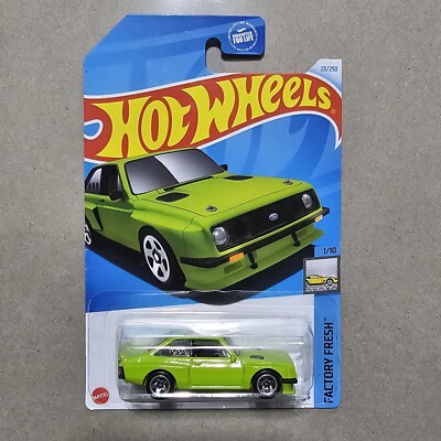 Hot Wheels 2024 FORD ESCORT RS2000 NEW on Card NIB MINT 1/10
