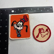 Vtg c 1970s / 80s GOOFY Disney Character Cartoon Dog Embroidered 2 Patches 64KD