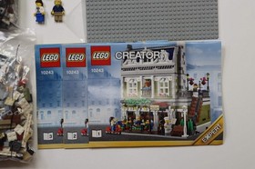 LEGO&reg; Creator Expert 10243 Parisian Restaurant 100% Complete W/Instructions