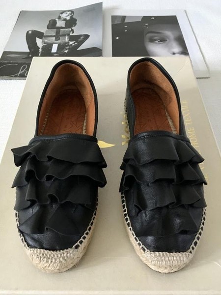 Women Chie Mihara Espadrilles Black Leather 38