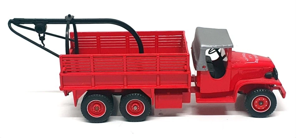 Solido Toner Gam II 1/50 Scale 3110 - GMC Fire Truck With Crane - Red - Image 3 of 4