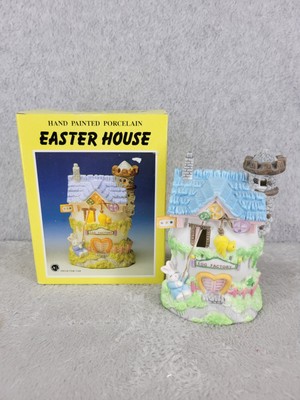 Vintage Hand Painted Ceramic Easter House Porcelain Egg Factory 5.5'' - No Light!