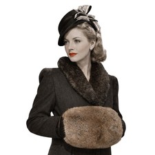 VTG 1940s Taupe Squirrel Fur Muff Hand Warmer Purse Hollywood Glam