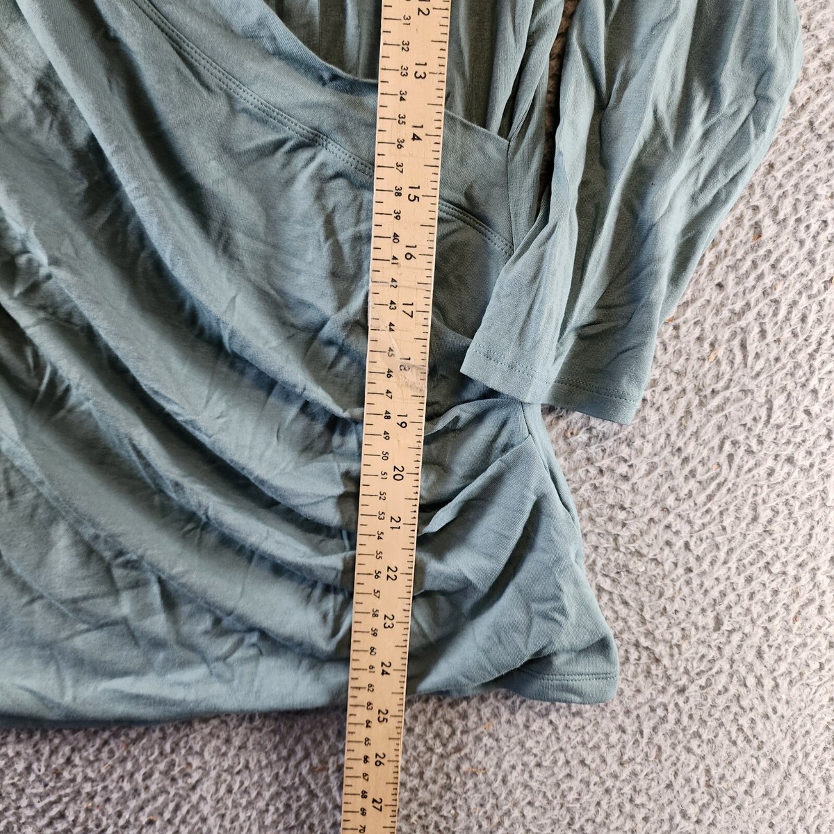 three quarter sleeve jersey top