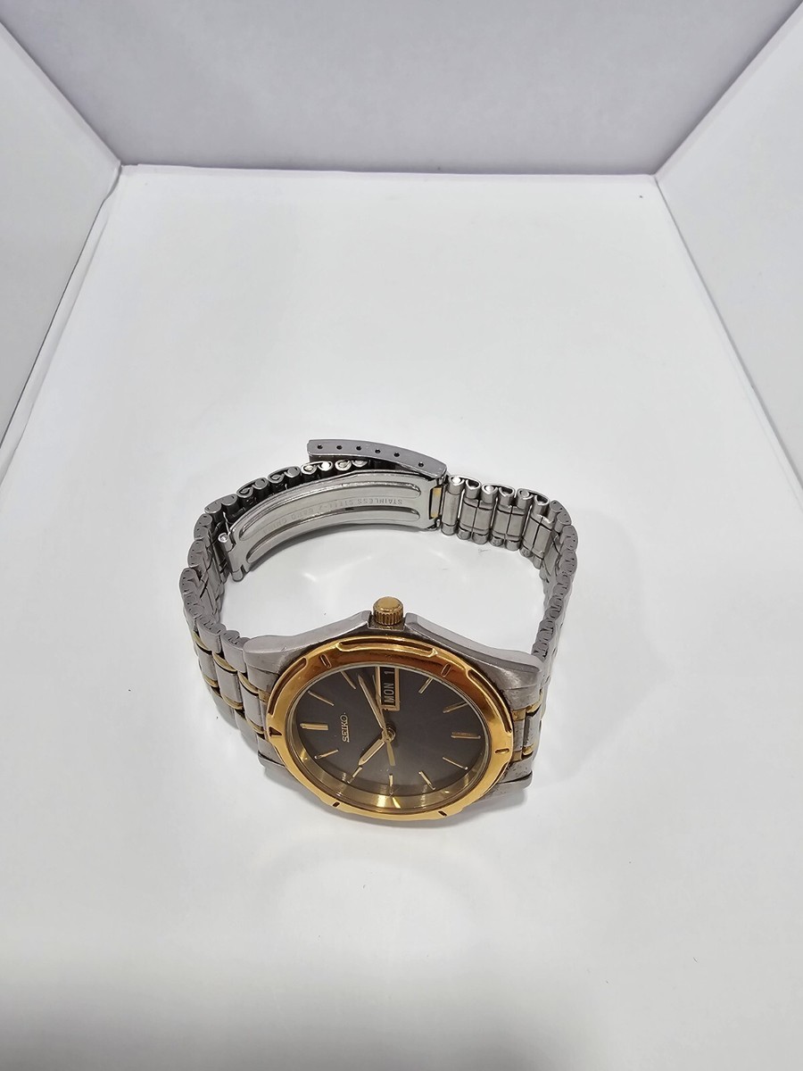 Vintage 1990s Men's SEIKO Two-Tone Classic Day/Date Quartz Watch