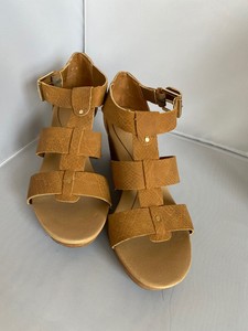 dr scholl's gladiator sandals