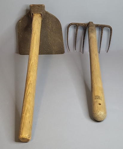 Vintage Antique Garden Handheld Grub Hoe & Rake Tool Set 17