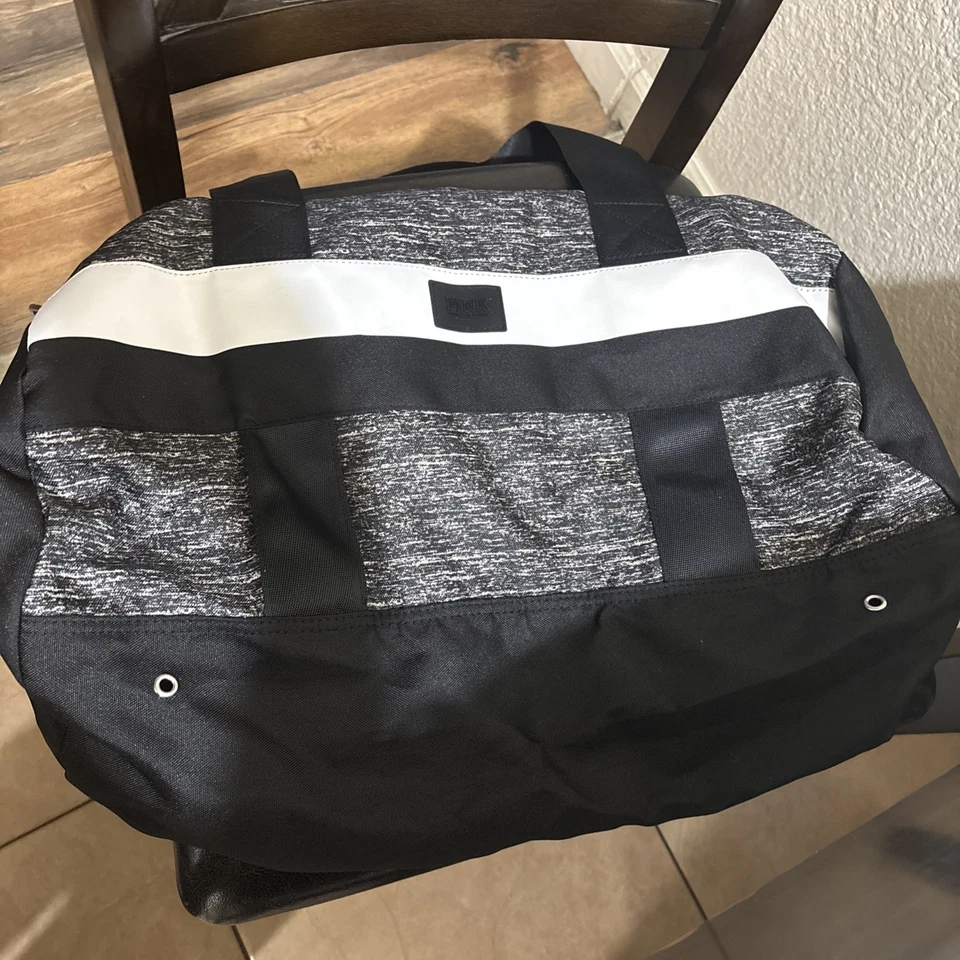 Bolso de gimnasio Victoria's Secret rosa para mujer Ducales Weekender Foto 2 de 4