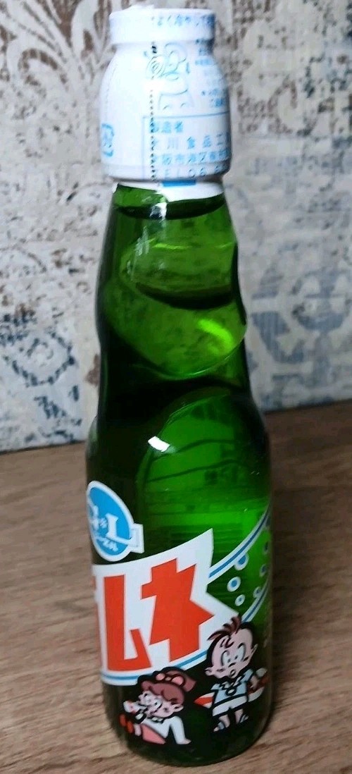 GL Ramune - Soda Japonesa Carbonatada - 200 ml - Sabor Limón - NUEVO SELLADO