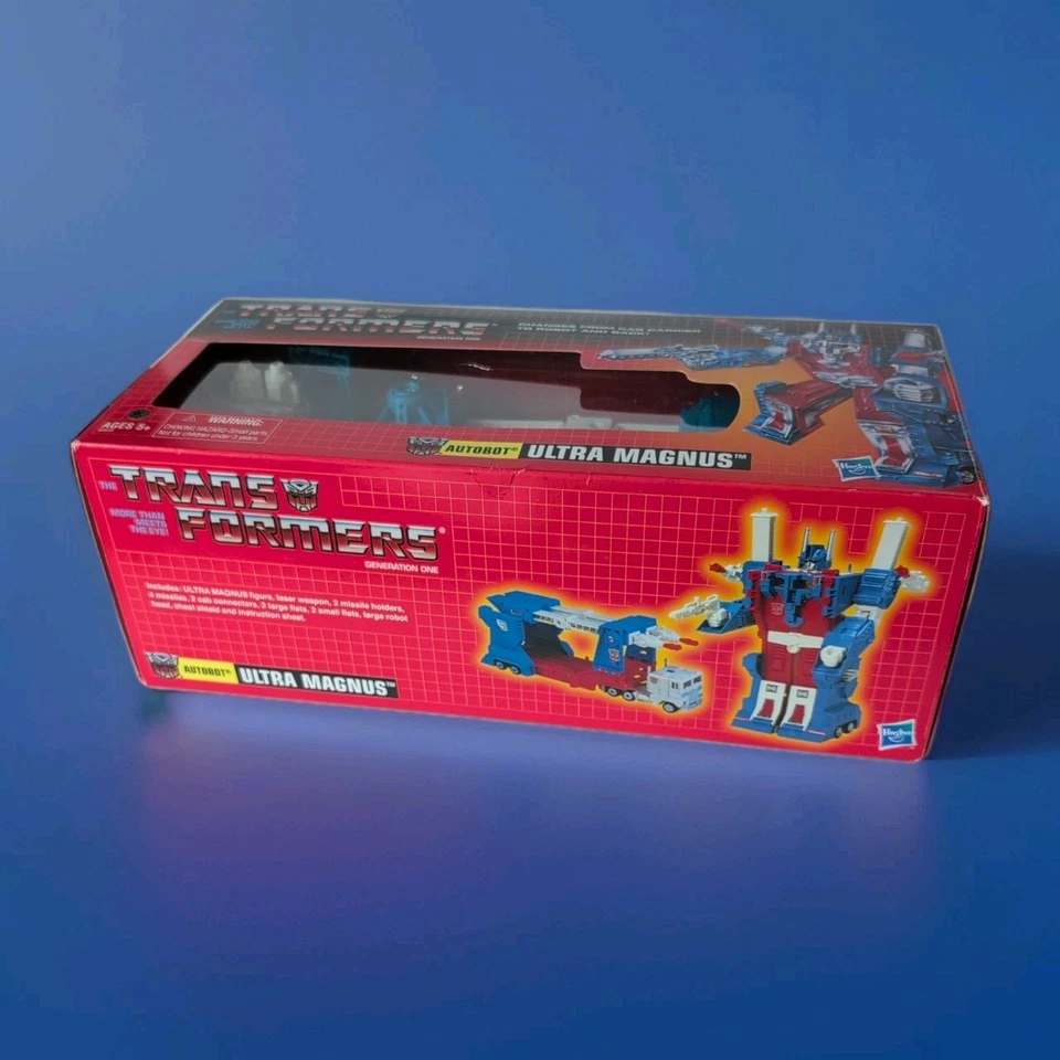 G1 Transformers Generation One Ultra Magnus 2012 Toys"R"Us-exclusive reissue - Image 2 of 4