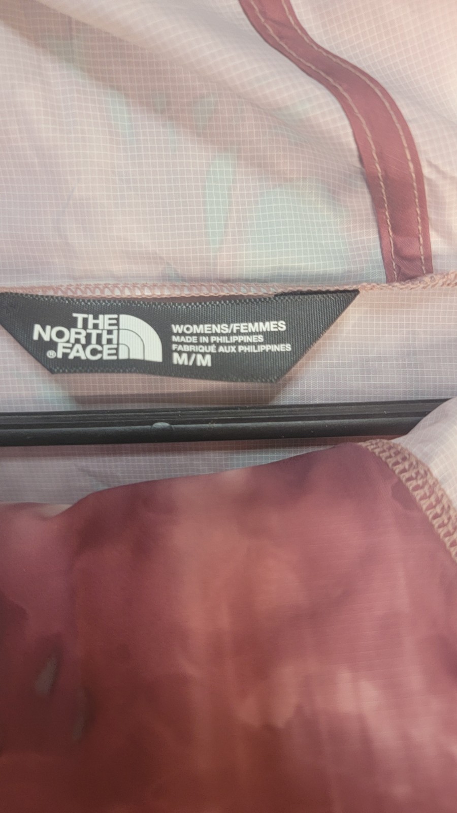 North Face Packable Pullover Windbreaker Hoodie M… - image 4