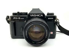 Yashica FX-3 Super 2000 + Danubia 135 mm f/2.8 kit set fotocamera reflex analogica 35 mm