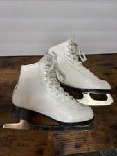 DBX Ice Skates Woman  s Size 6 White