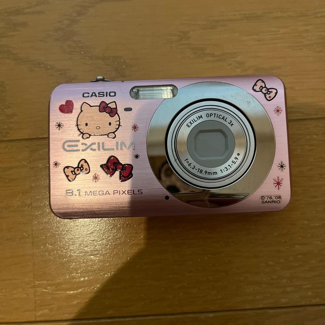 CASIO EXILIM EX-Z80 Hello Kitty Pink 2008 Digital Camera Sanrio