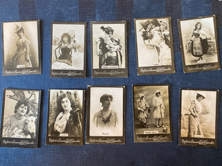 OGDENS GUINEA GOLD BASE I 10 larger cards