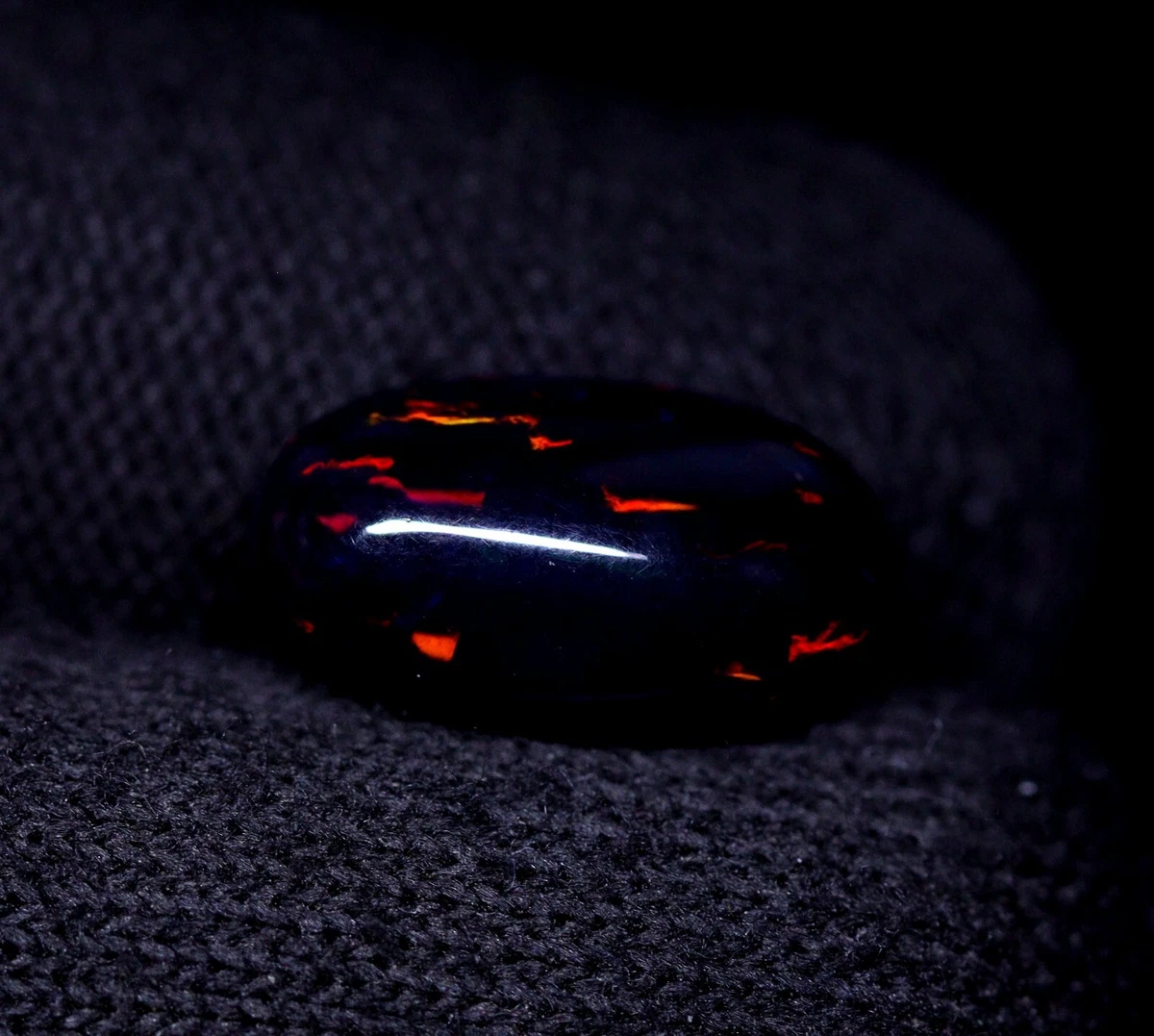 Ópalo Negro Multicolor natural de 2.00 ct, Esfera / Bola, Opaco