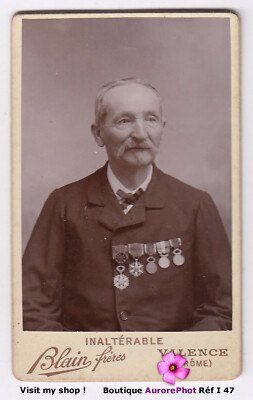 Photo Ancienne CDV – Homme En Buste, Manteau – Studio Blain – Valence – Vers 1900